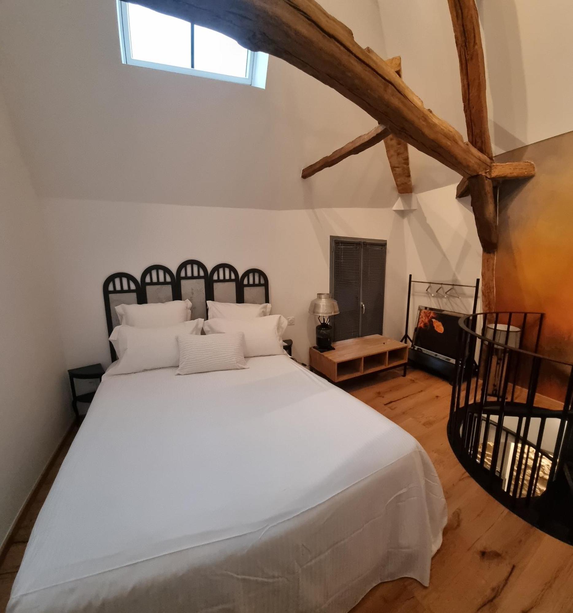 Appartement Duplex Luxe Avec Parking Centre *