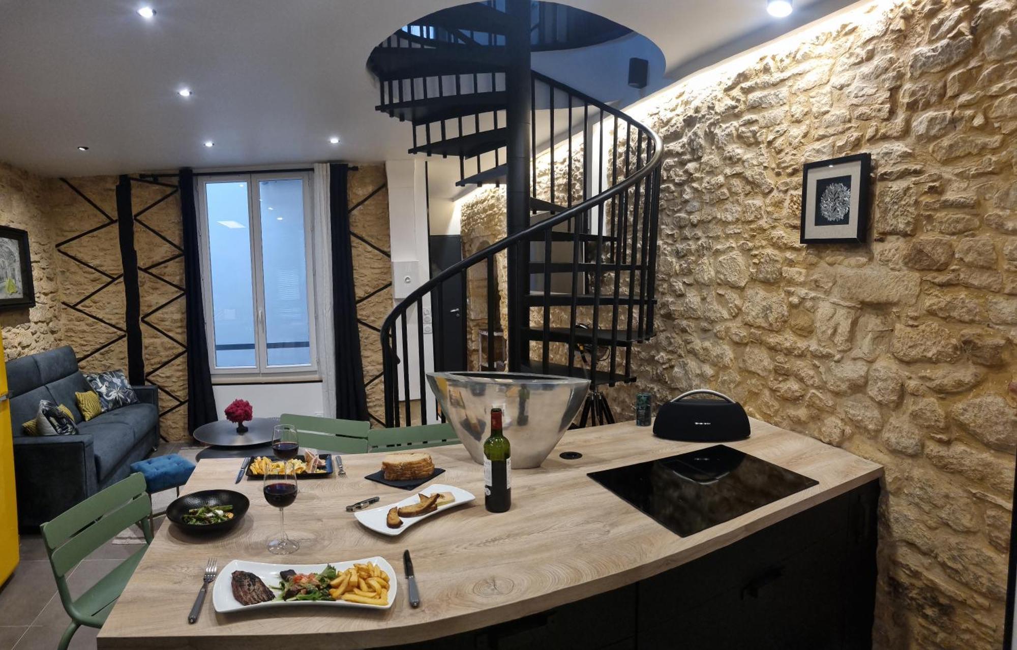 Duplex Luxe Avec Parking Centre Appartement